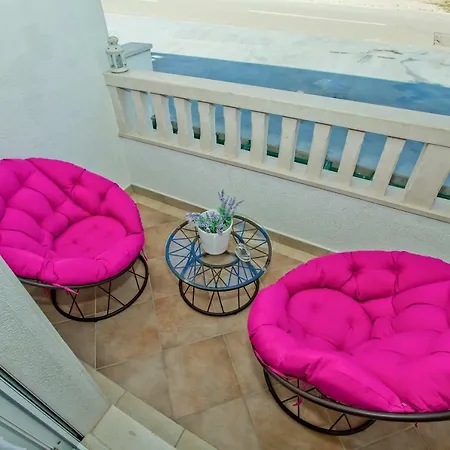 شقة Bubalo هفار