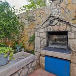 Bubalo חוואר